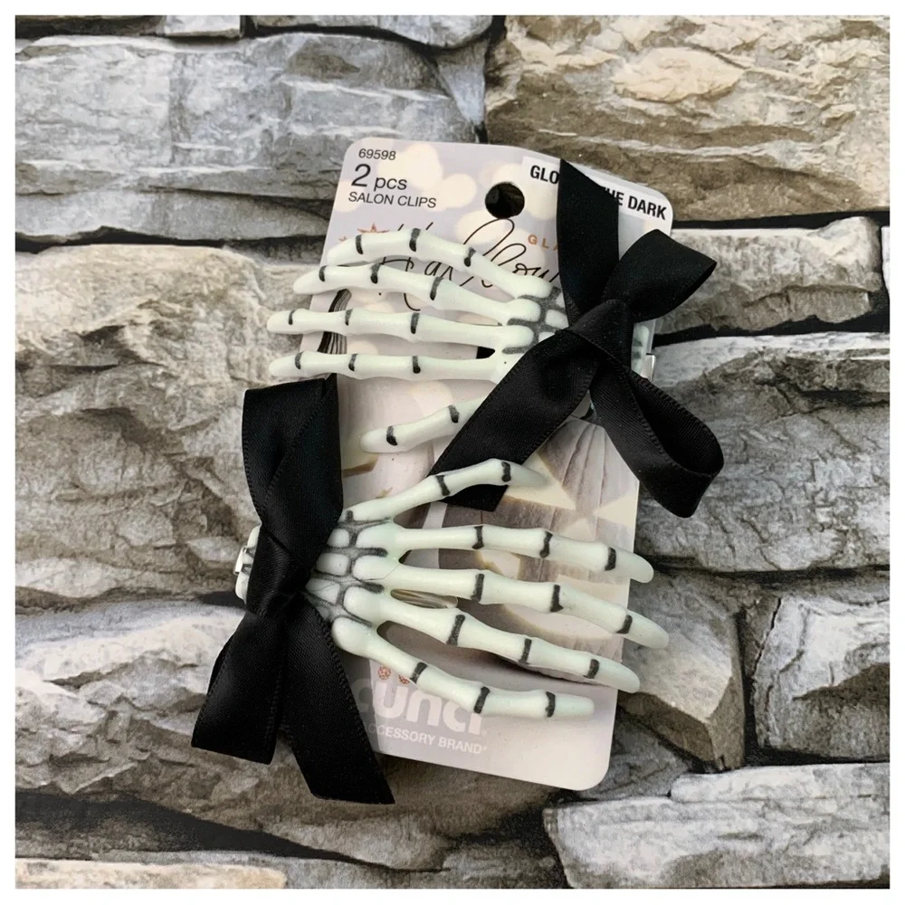 SCUNCI Glamoween Halloween Glow Dark 2 Piece Skeleton Hand Alligator Clip Conair